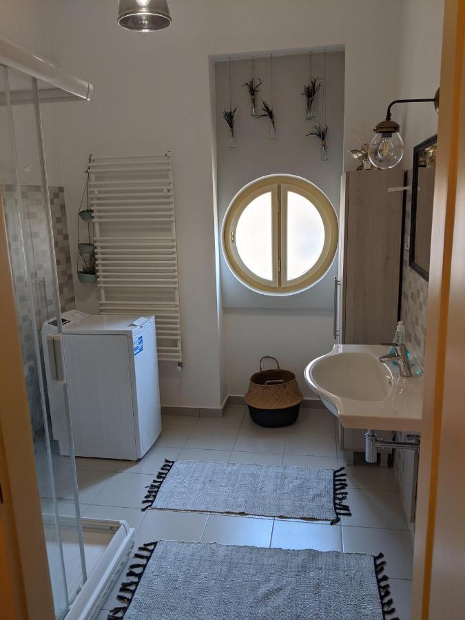 Cristian Apartment Near Old Town Timisoara Ngoại thất bức ảnh